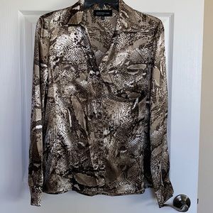 NWOT Jones, New York blouse. Excellent condition.